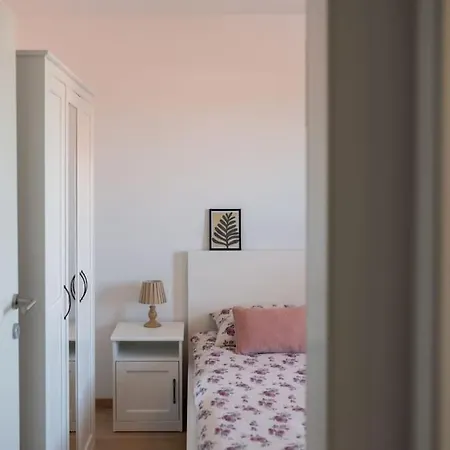 Danijel, With Beautiful Seaview Novigrad Appartement *